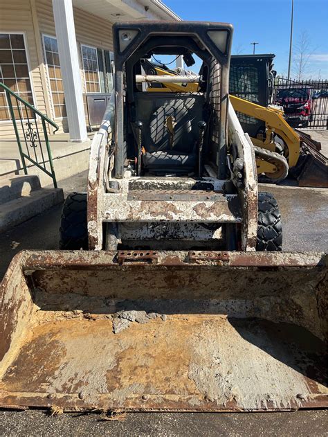 skid steer will not stay running|bobcat s185 starts but won't run.